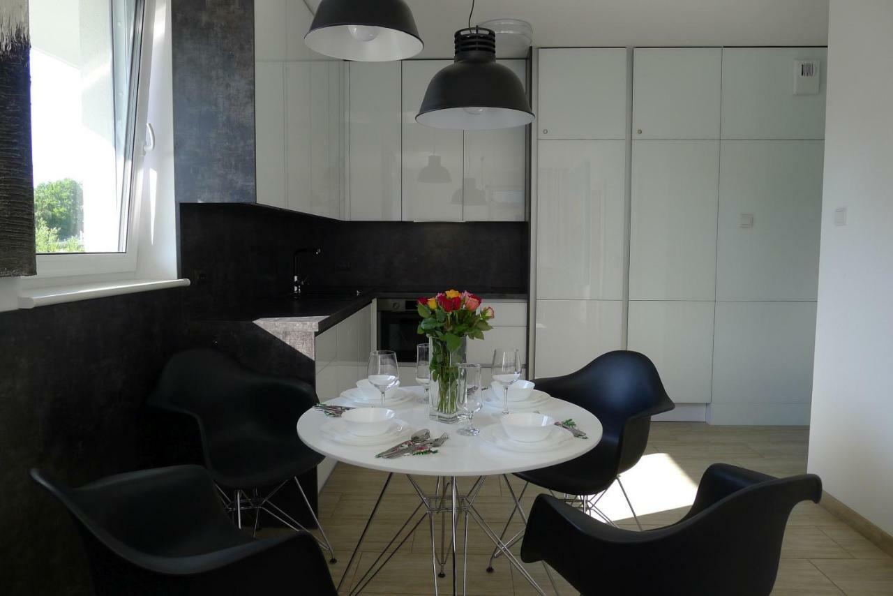 Impresja 42 Apartament Z Garazem Колобжег Экстерьер фото