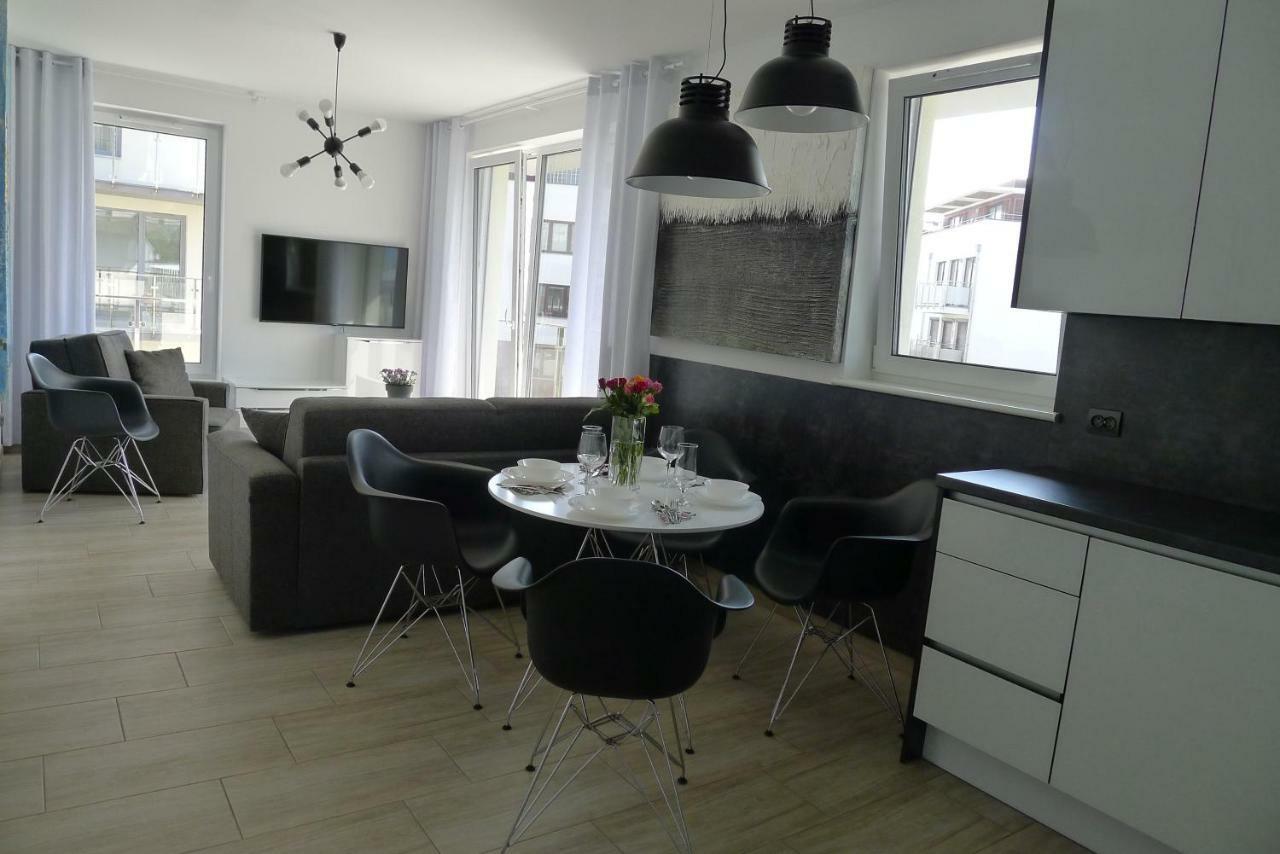 Impresja 42 Apartament Z Garazem Колобжег Экстерьер фото