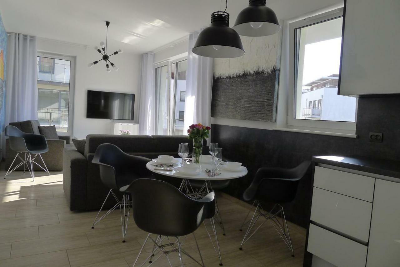 Impresja 42 Apartament Z Garazem Колобжег Экстерьер фото